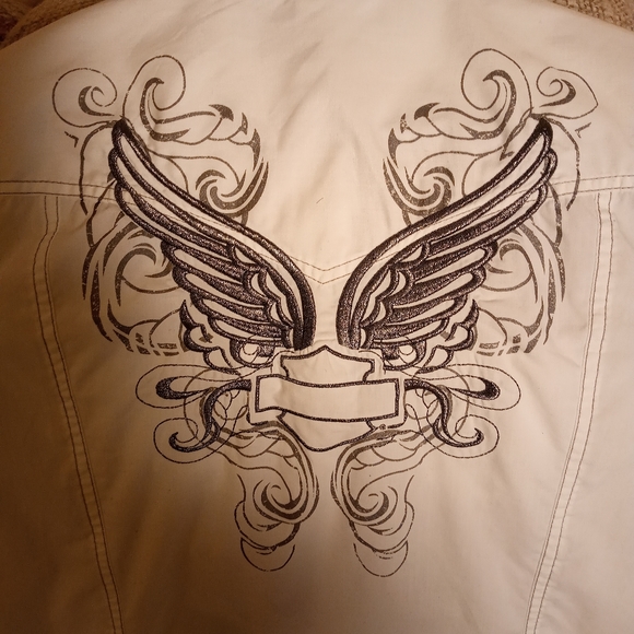Harley Davidson Women's Embroidered Short Sleeve Shirt Button   Down Lg. White - Picture 4 of 8